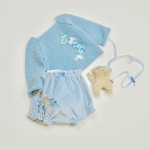 Chaquetita Flores.